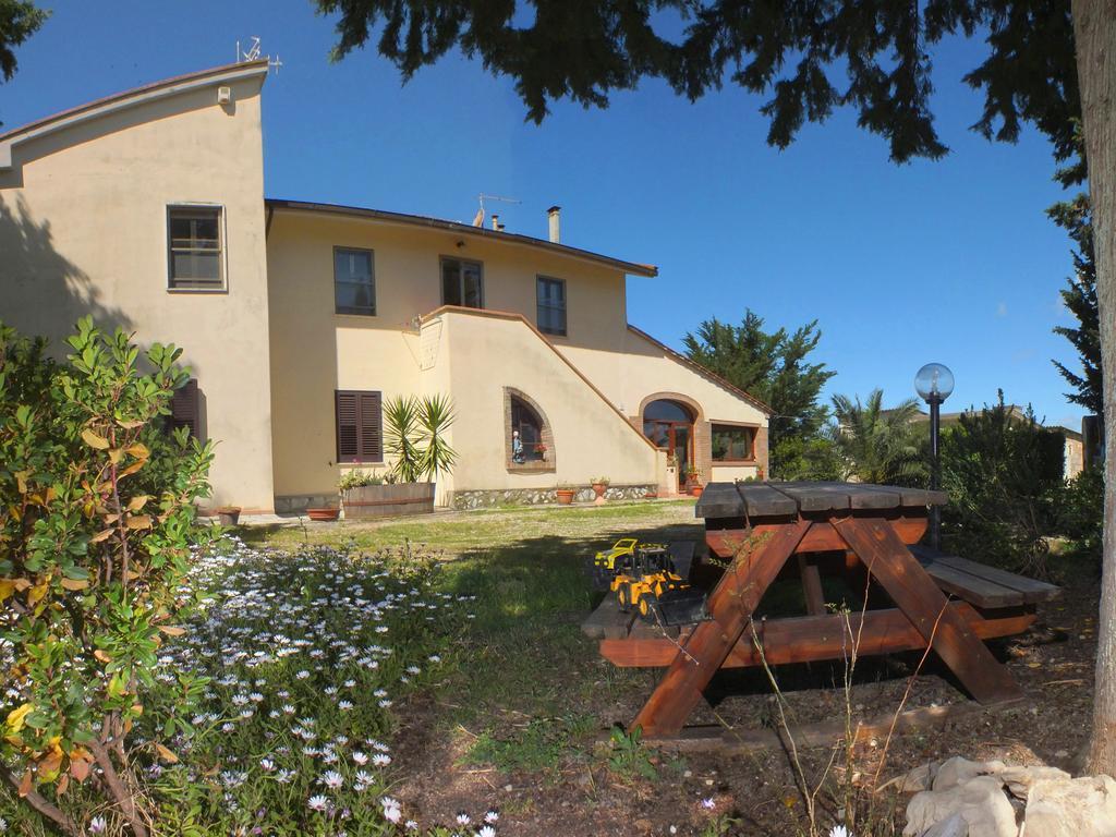 Agriturismo Mandriato Santa Luce Exteriör bild